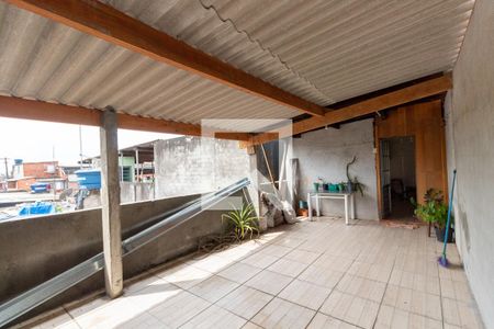 Casa à venda com 90m², 2 quartos e 1 vagaQuintal