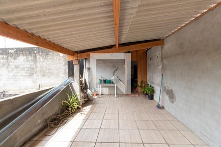 Casa à venda com 90m², 2 quartos e 1 vagaQuintal