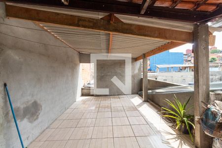 Casa à venda com 90m², 2 quartos e 1 vagaQuintal