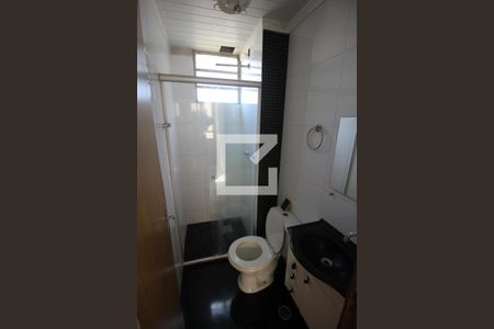 Banheiro  de apartamento para alugar com 2 quartos, 45m² em São Gabriel, Belo Horizonte