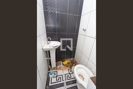 Casa à venda com 50m², 1 quarto e sem vaga Casa à venda com 50m², 1 quarto e sem vagaBanheiro