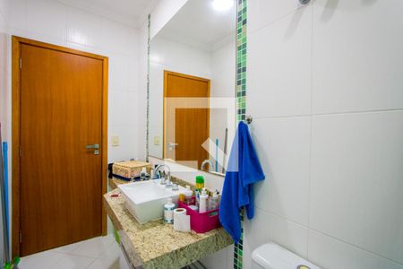 Casa à venda com 162m², 3 quartos e 4 vagasBanheiro social