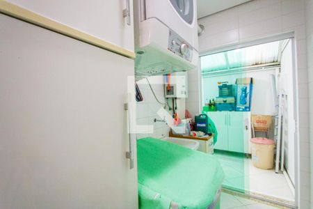 Casa à venda com 162m², 3 quartos e 4 vagasÁrea de serviço