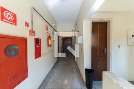 Apartamento para alugar com 100m², 2 quartos e 2 vagas Apartamento para alugar com 100m², 2 quartos e 2 vagasHall Social