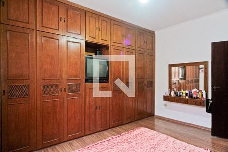 Suíte de casa para alugar com 4 quartos, 340m² em Vila Comercial, São Paulo