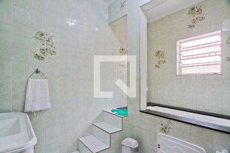 Banheiro da Suíte de casa à venda com 4 quartos, 340m² em Vila Comercial, São Paulo