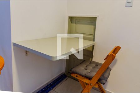 Detalhe Sala de kitnet/studio para alugar com 1 quarto, 26m² em Amaralina, Salvador