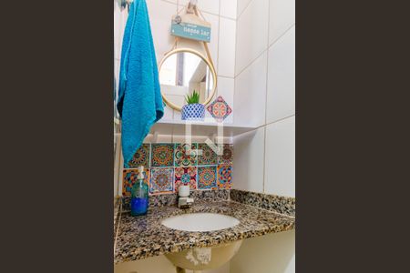 Banheiro de kitnet/studio para alugar com 1 quarto, 26m² em Amaralina, Salvador