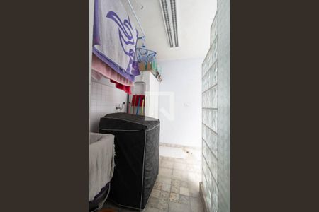 Casa à venda com 80m², 2 quartos e 1 vaga Casa à venda com 80m², 2 quartos e 1 vagaÁrea de serviço