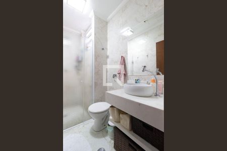 Casa à venda com 80m², 2 quartos e 1 vaga Casa à venda com 80m², 2 quartos e 1 vagaBanheiro