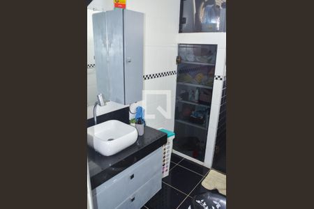 Apartamento à venda com 100m², 3 quartos e 1 vaga Apartamento à venda com 100m², 3 quartos e 1 vagaBanheiro