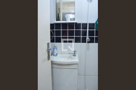 Apartamento à venda com 100m², 3 quartos e 1 vaga Apartamento à venda com 100m², 3 quartos e 1 vagaBanheiro de serviço