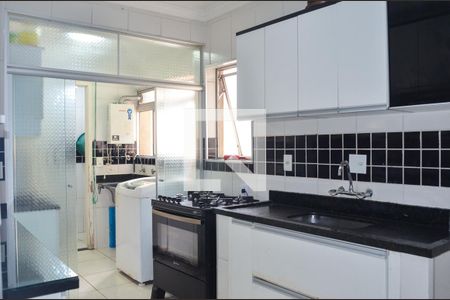 Apartamento à venda com 100m², 3 quartos e 1 vaga Apartamento à venda com 100m², 3 quartos e 1 vagaCozinha