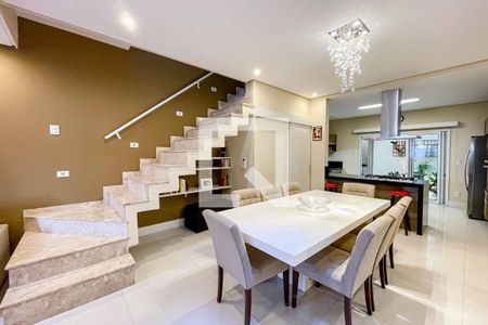 Sala de casa para alugar com 3 quartos, 144m² em Vila Carbone, São Paulo