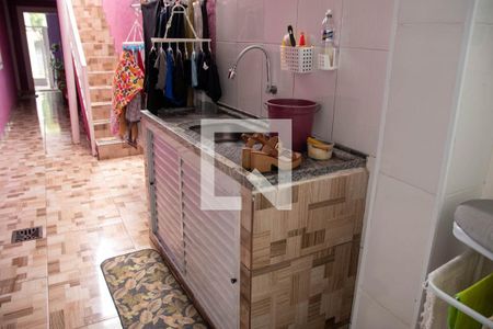 Casa à venda com 100m², 3 quartos e 2 vagasQuintal