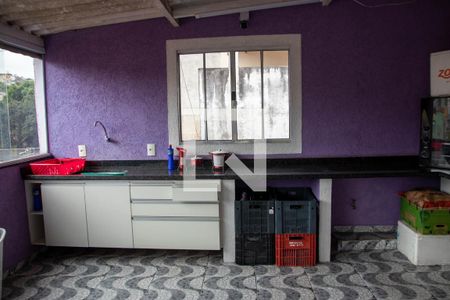 Casa à venda com 100m², 3 quartos e 2 vagasChurrasqueira