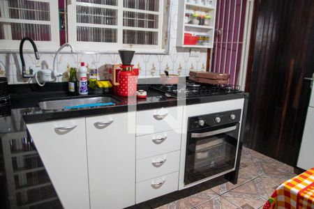 Casa à venda com 100m², 3 quartos e 2 vagasCozinha