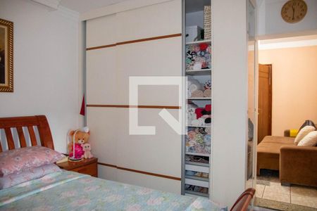 Casa à venda com 100m², 3 quartos e 2 vagasQuarto 2