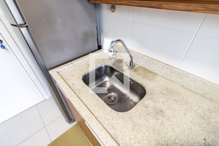 Sala e Cozinha - Torneira de apartamento para alugar com 1 quarto, 29m² em Jardim da Glória, São Paulo