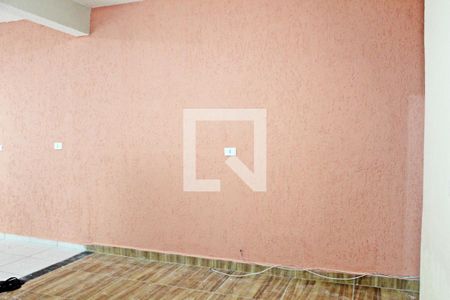 Sala de casa para alugar com 1 quarto, 45m² em Vila Carmosina, São Paulo
