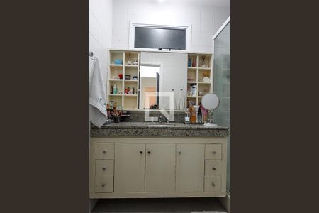Apartamento à venda com 130m², 3 quartos e 3 vagasBanheiro da Suíte
