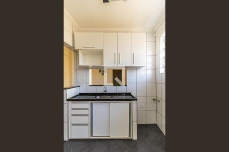Apartamento à venda com 54m², 1 quarto e sem vagaCozinha - Armários