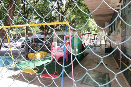 Apartamento para alugar com 60m², 2 quartos e 1 vagaÁrea comum - Playground