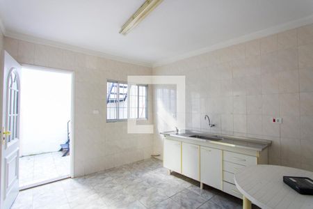 Casa à venda com 173m², 2 quartos e 2 vagasCozinha