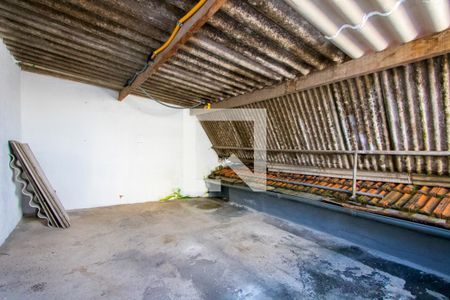 Casa à venda com 173m², 2 quartos e 2 vagasMezanino