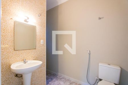 Casa à venda com 173m², 2 quartos e 2 vagasBanheiro