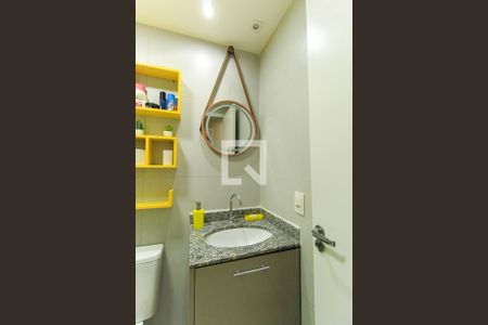 Apartamento à venda com 58m², 2 quartos e 1 vaga Apartamento à venda com 58m², 2 quartos e 1 vagaBanheiro
