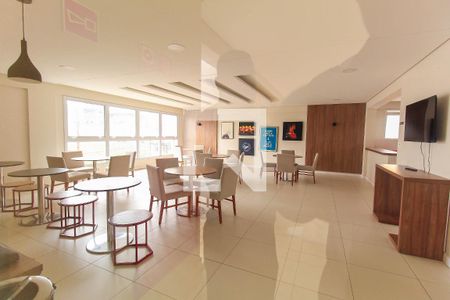 Apartamento à venda com 58m², 2 quartos e 1 vaga Apartamento à venda com 58m², 2 quartos e 1 vagaÁrea comum - Salão de festas