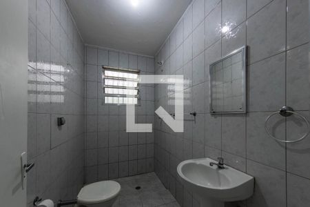 Banheiro de casa para alugar com 1 quarto, 35m² em Sapopemba, São Paulo