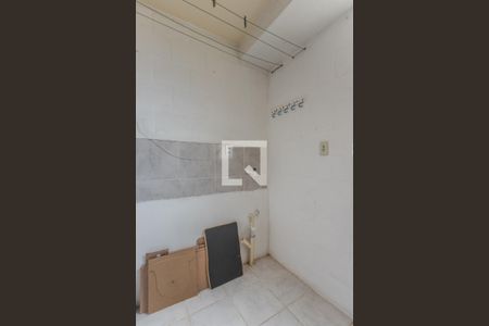 Apartamento para alugar com 40m², 2 quartos e 1 vaga Apartamento para alugar com 40m², 2 quartos e 1 vagaCozinha e Área de Serviço