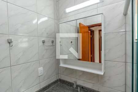 Casa de condomínio para alugar com 60m², 2 quartos e 1 vaga Casa de condomínio para alugar com 60m², 2 quartos e 1 vagaDetalhe Banheiro