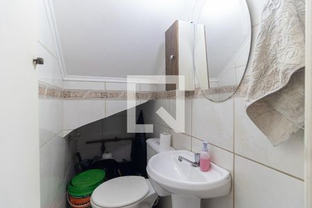 Casa à venda com 210m², 3 quartos e 2 vagas Casa à venda com 210m², 3 quartos e 2 vagasLavabo