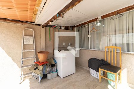 Casa à venda com 210m², 3 quartos e 2 vagas Casa à venda com 210m², 3 quartos e 2 vagasLavanderia