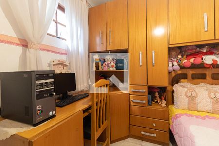 Casa à venda com 210m², 3 quartos e 2 vagas Casa à venda com 210m², 3 quartos e 2 vagasQuarto 3