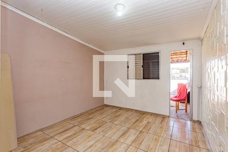 Suíte de casa para alugar com 3 quartos, 210m² em Jardim Santa Emília, São Paulo