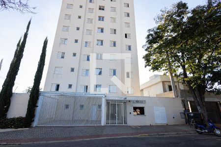 Apartamento para alugar com 60m², 2 quartos e 1 vagaFachada do Prédio
