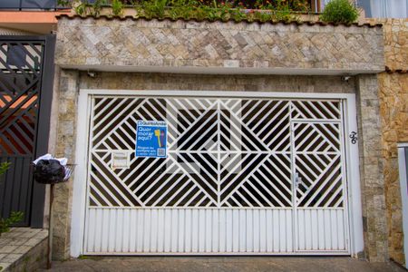 Casa à venda com 150m², 2 quartos e 2 vagasFachada