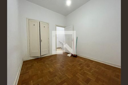 Casa para alugar com 160m², 4 quartos e 1 vaga Casa para alugar com 160m², 4 quartos e 1 vagaQuarto 2