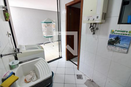 Casa de condomínio à venda com 260m², 5 quartos e 3 vagasÁrea de Serviço