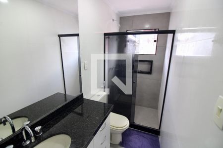 Casa de condomínio à venda com 260m², 5 quartos e 3 vagasBanheiro da Suíte 2