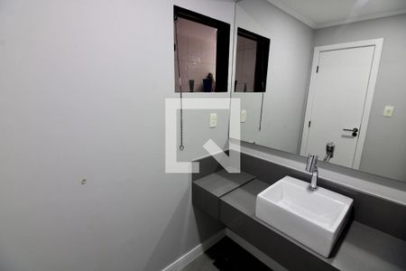 Casa de condomínio à venda com 260m², 5 quartos e 3 vagasLavabo