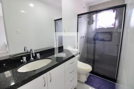 Casa de condomínio à venda com 260m², 5 quartos e 3 vagasBanheiro da Suíte 2