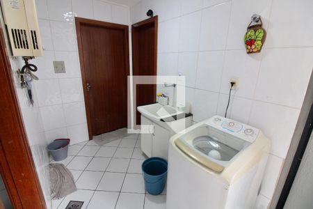 Casa de condomínio à venda com 260m², 5 quartos e 3 vagasÁrea de Serviço