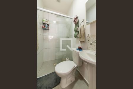 Banheiro de casa de condomínio à venda com 1 quarto, 27m² em Vila Nair, São Paulo