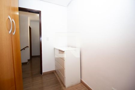 Casa à venda com 127m², 3 quartos e 2 vagas Casa à venda com 127m², 3 quartos e 2 vagasQuarto 2