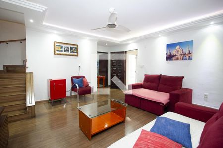 Sala de casa à venda com 3 quartos, 127m² em Vila Macedópolis, São Paulo